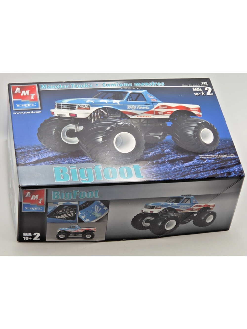 AMT ERTL Bigfoot Monster Truck 1:25 Model Kit 31756 2002 New Open Box USA Flag